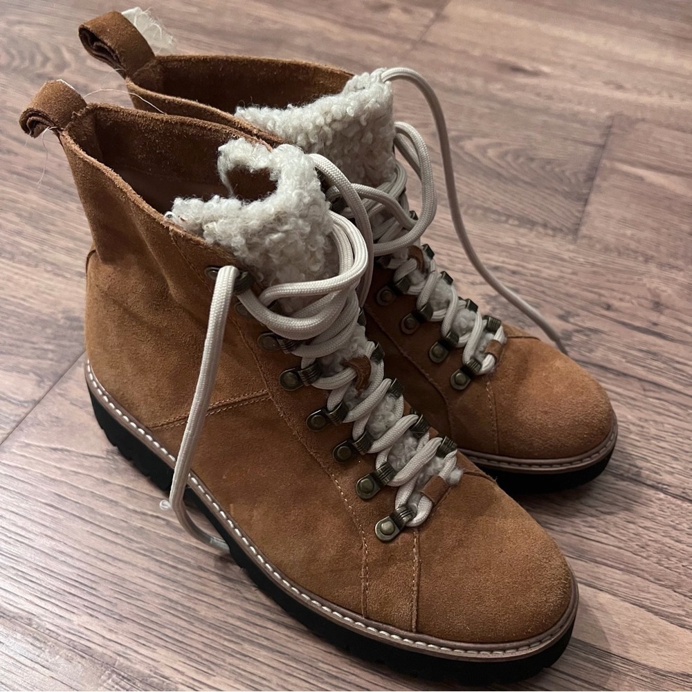 Splendid 7.5 Boots Suede upper faux Shearling lining ankle Sherpa